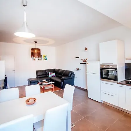 Apartament Golden Bridge With Private Parking Zadar
