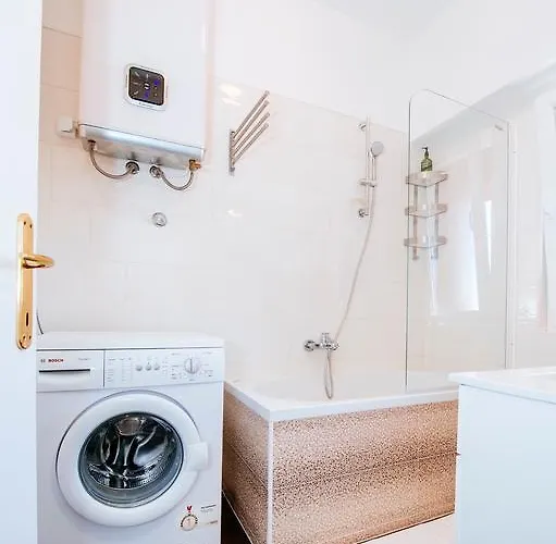 Apartment Golden Bridge Apartment With Private Parking Zadar